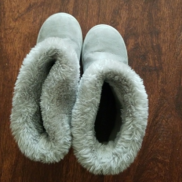 Boots - Picture 4 of 4